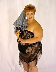 Chunky mama wanting you to cum fast