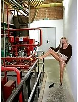 Wolford Pantyhose Slut In The Pumphouse